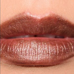 Mac Frost Rihanna Viva Glam 2